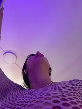 kiim taaylor online show from February 21, 2025, 11:55 am