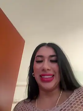 kiim taaylor online show from February 21, 2025, 2:59 pm