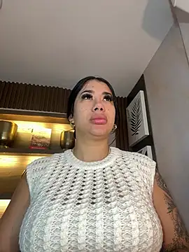 kiim taaylor online show from March 2, 2025, 12:11 pm