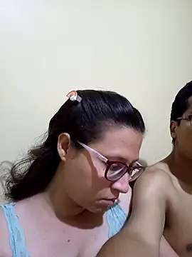 couple orgasm online show from December 6, 2024, 1:18 am