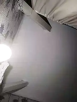 SweetLeila40 online show from January 16, 2025, 8:36 pm