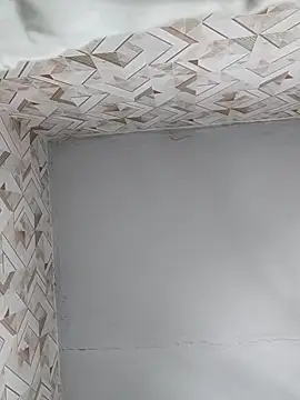 SweetLeila40 online show from November 18, 2025, 6:23 pm