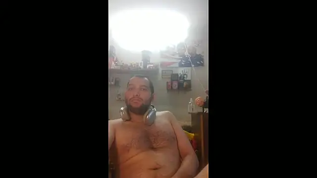 BISEXGOOD777 online show from May 29, 2026, 6:22 am
