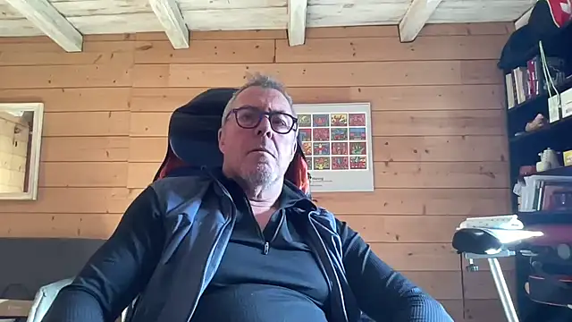 Snapshot of lelohop chatting on January 15, 2026, 12:21 pm lelohop online show from January 15, 2026, 12:21 pm