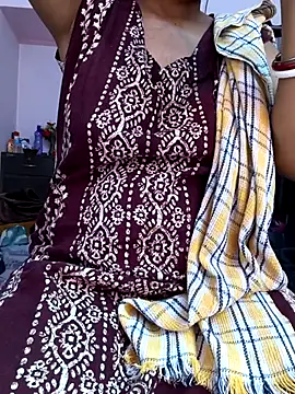 MUMTAJ-1 online show from February 17, 2026, 4:13 pm