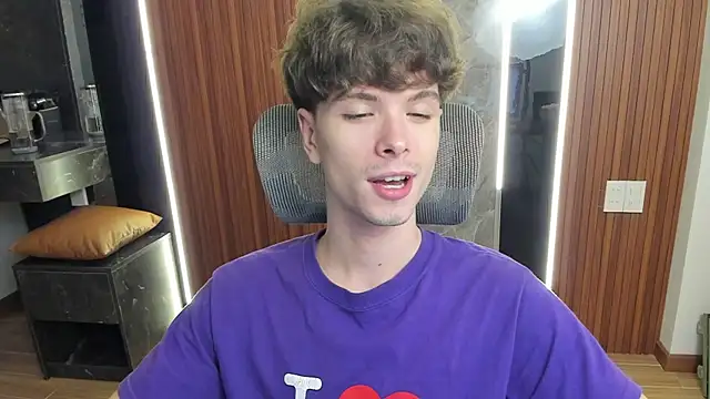 calvin love you online show from April 19, 2026, 6:10 pm