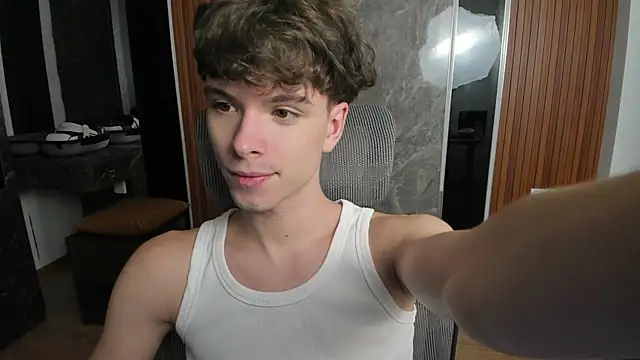 calvin love you online show from June 6, 2026, 5:06 pm