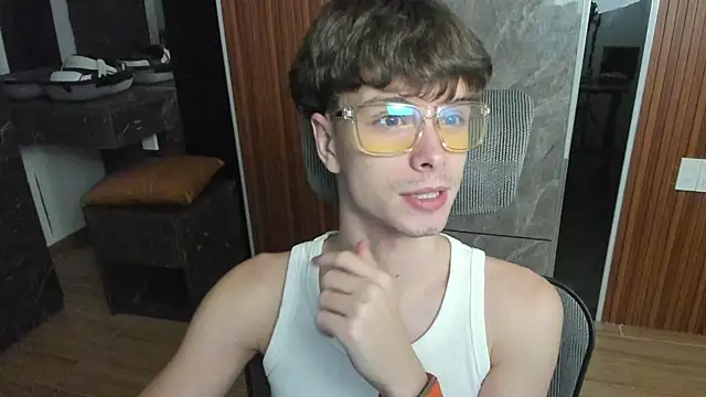 calvin love you online show from June 8, 2026, 5:13 pm