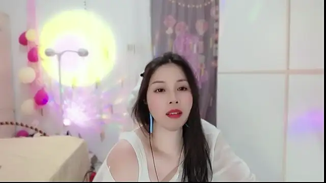 Snapshot of HK_angelchloe chatting on February 28, 2025, 11:14 am HK angelchloe online show from February 28, 2025, 11:14 am