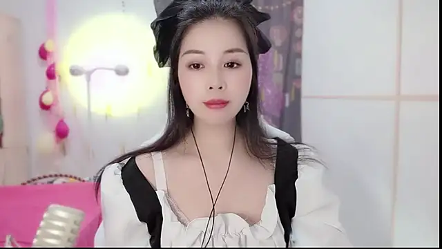 Snapshot of HK_angelchloe chatting on March 6, 2025, 1:05 am HK angelchloe online show from March 6, 2025, 1:05 am