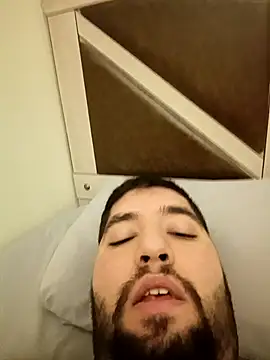 Snapshot of 31cektirenbatuu chatting on October 19, 2025, 9:59 pm 31cektirenbatuu online show from October 19, 2025, 9:59 pm