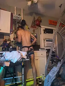 Naughty Excitement online show from April 28, 2026, 7:46 am
