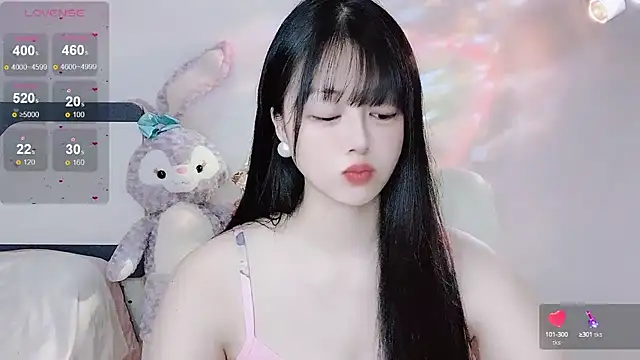 Snapshot of Lydia_170 chatting on January 4, 2025, 10:45 pm Lydia 170 online show from January 4, 2025, 10:45 pm