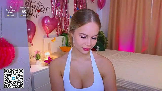 CassieMurr online show from February 18, 2025, 2:05 am