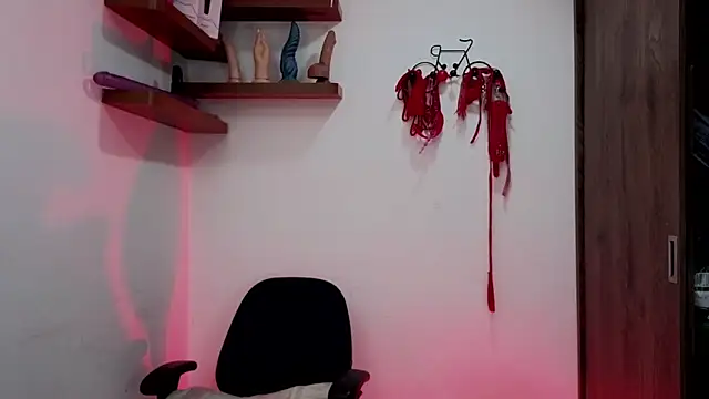 avans 15 online show from December 2, 2025, 12:05 am