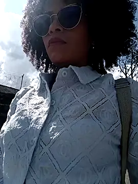 BlairSamy online show from January 8, 2025, 6:52 pm