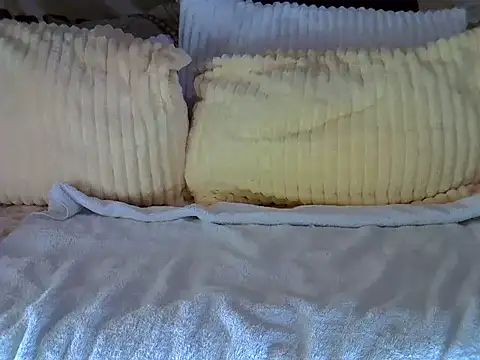 Soft gal12 online show from September 12, 2025, 6:46 am