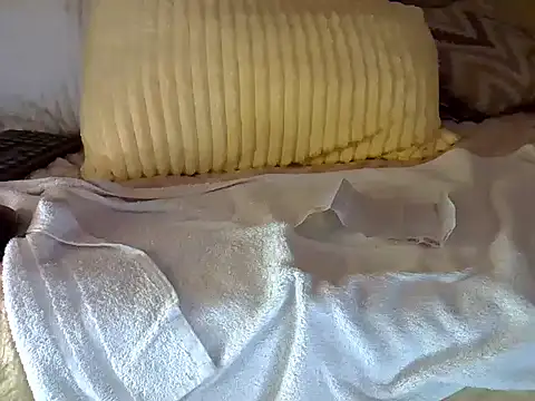 Soft gal12 online show from September 23, 2025, 5:27 pm