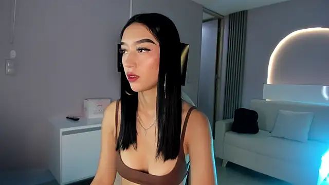 millieskinny  online show from October 15, 2025, 11:16 pm
