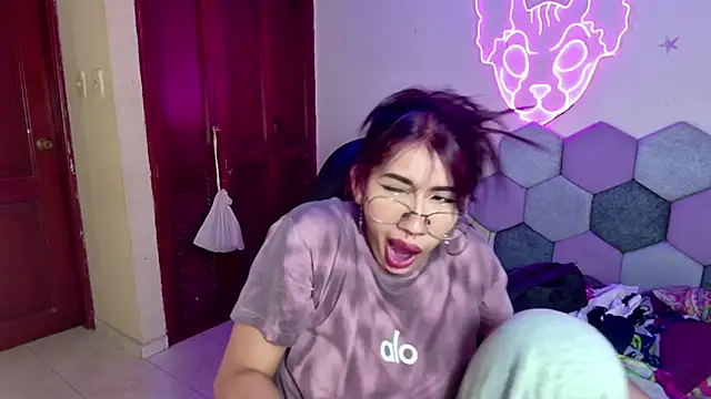 Horny tgn online show from February 19, 2025, 12:55 pm