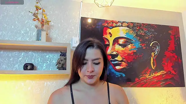lilicooper  online show from September 20, 2025, 4:02 am
