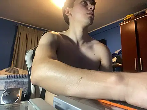 clguyy online show from March 10, 2025, 6:27 am