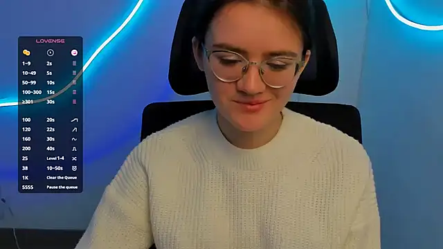 Josephine jo online show from March 23, 2025, 7:42 am