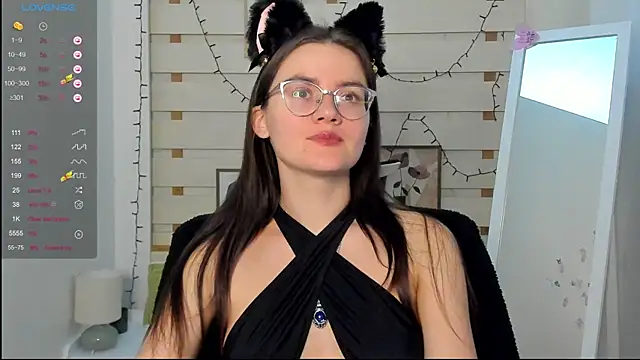 Josephine jo online show from October 17, 2025, 5:48 pm