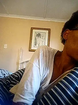 Snapshot of bustybillies chatting on November 7, 2025, 4:45 am bustybillies online show from November 7, 2025, 4:45 am