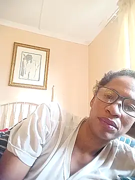 Snapshot of bustybillies chatting on November 12, 2025, 5:19 am bustybillies online show from November 12, 2025, 5:19 am