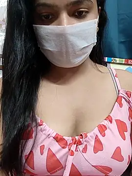 Myloveurvi online show from June 3, 2026, 5:18 pm