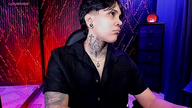 ZhoeStrong online show from February 16, 2026, 9:00 pm