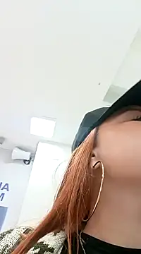 aurora sky11 online show from January 10, 2025, 9:53 pm