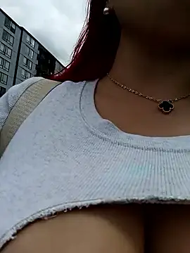 aurora sky11 online show from October 7, 2025, 3:09 pm