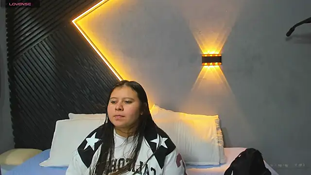 Laia and Aloby online show from July 14, 2026, 1:30 am
