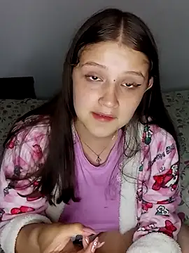 Krysstal tay online show from March 3, 2025, 10:31 pm