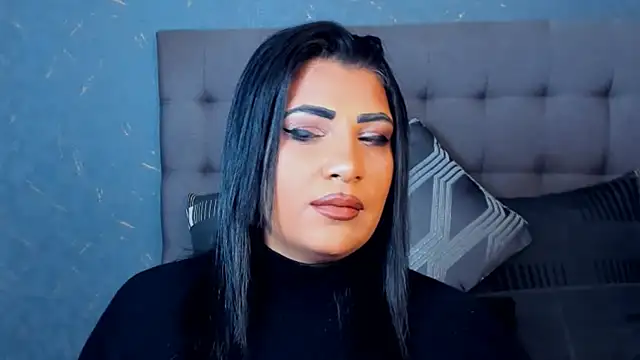 AmyCubes online show from October 19, 2025, 5:41 am