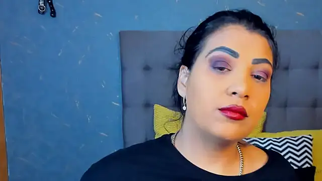 AmyCubes online show from November 23, 2025, 4:34 am