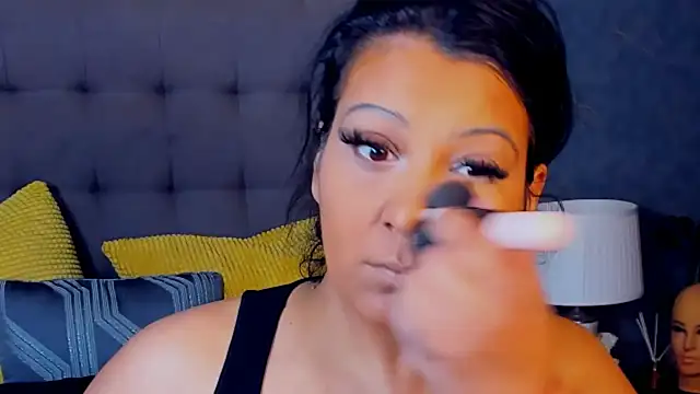 AmyCubes online show from February 8, 2026, 4:49 am