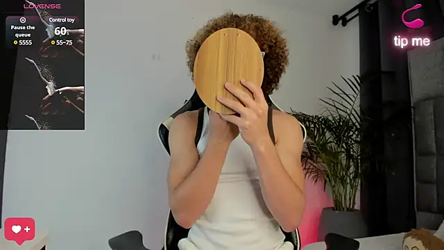 All3ssandr0 online show from February 7, 2025, 1:15 am