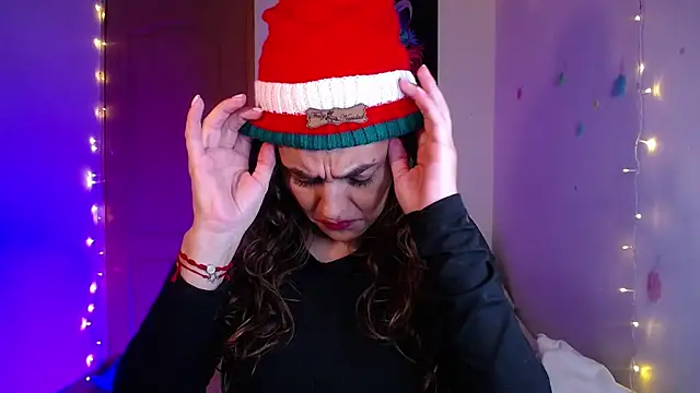 Lu perez online show from December 17, 2025, 1:33 am