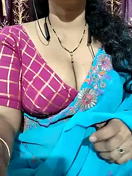 bhuvana555 online show from February 25, 2025, 9:13 pm