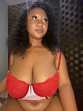 MayaPassion online show from January 3, 2025, 6:35 pm