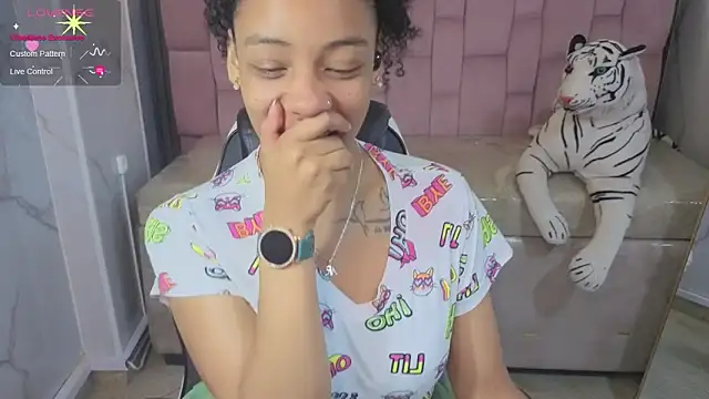 Violeth b online show from March 10, 2026, 1:16 pm