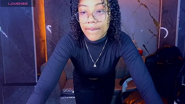 Violeth b online show from July 10, 2026, 12:41 pm