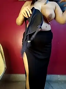 payal9038 online show from December 3, 2025, 3:47 am