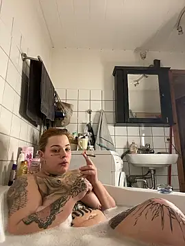 elina may online show from January 12, 2026, 6:51 am