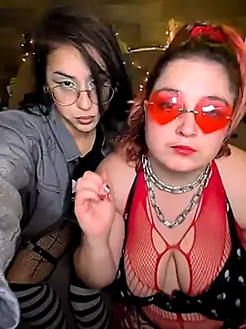 LisandreLaVenale online show from January 11, 2026, 10:04 pm