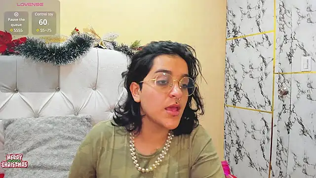 Snapshot of kory_mansson chatting on December 13, 2024, 8:04 pm kory mansson online show from December 13, 2024, 8:04 pm