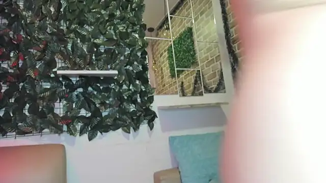 Snapshot of kory_mansson chatting on March 18, 2025, 11:42 pm kory mansson online show from March 18, 2025, 11:42 pm